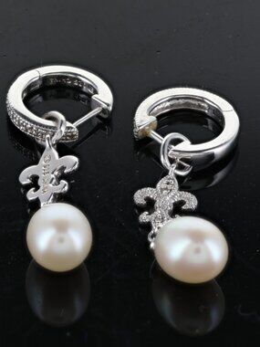 silver 925 drop earrings pearl pendant from a pavé-encrusted fleur-de-lis motif